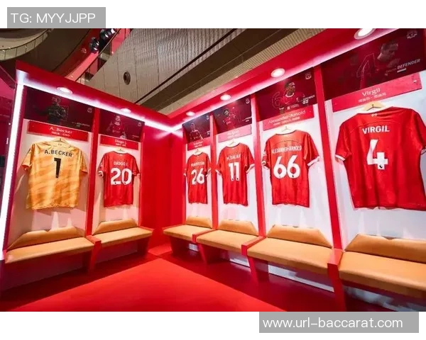 萨拉赫定制护腿板融合埃及文化与利物浦安菲尔德特色展现独特风格 萨拉赫定制护腿板融合埃及文化与利物浦安菲尔德特色展现独特风格